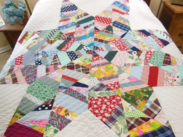 Vintage Lone Star Twin quilt from Bluebird Gardens USA