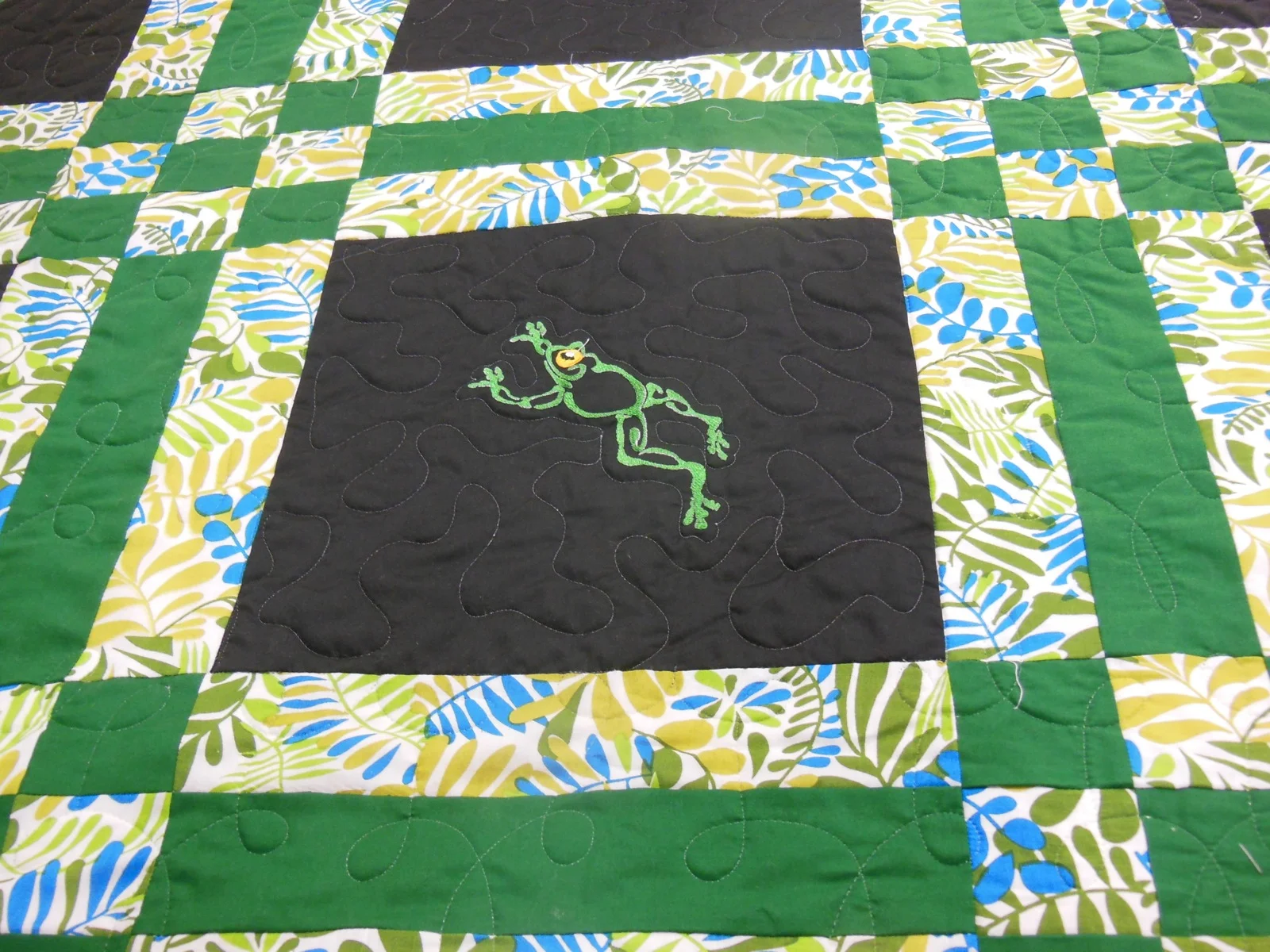 Froggy Bottom Throw Block.jpg