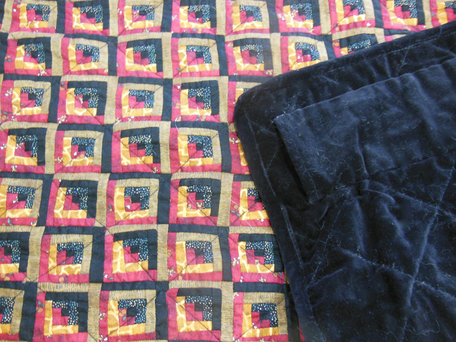 Tiny Log Cabin Lap Quilt Throw Wall Hanging from Bluebird Gardens