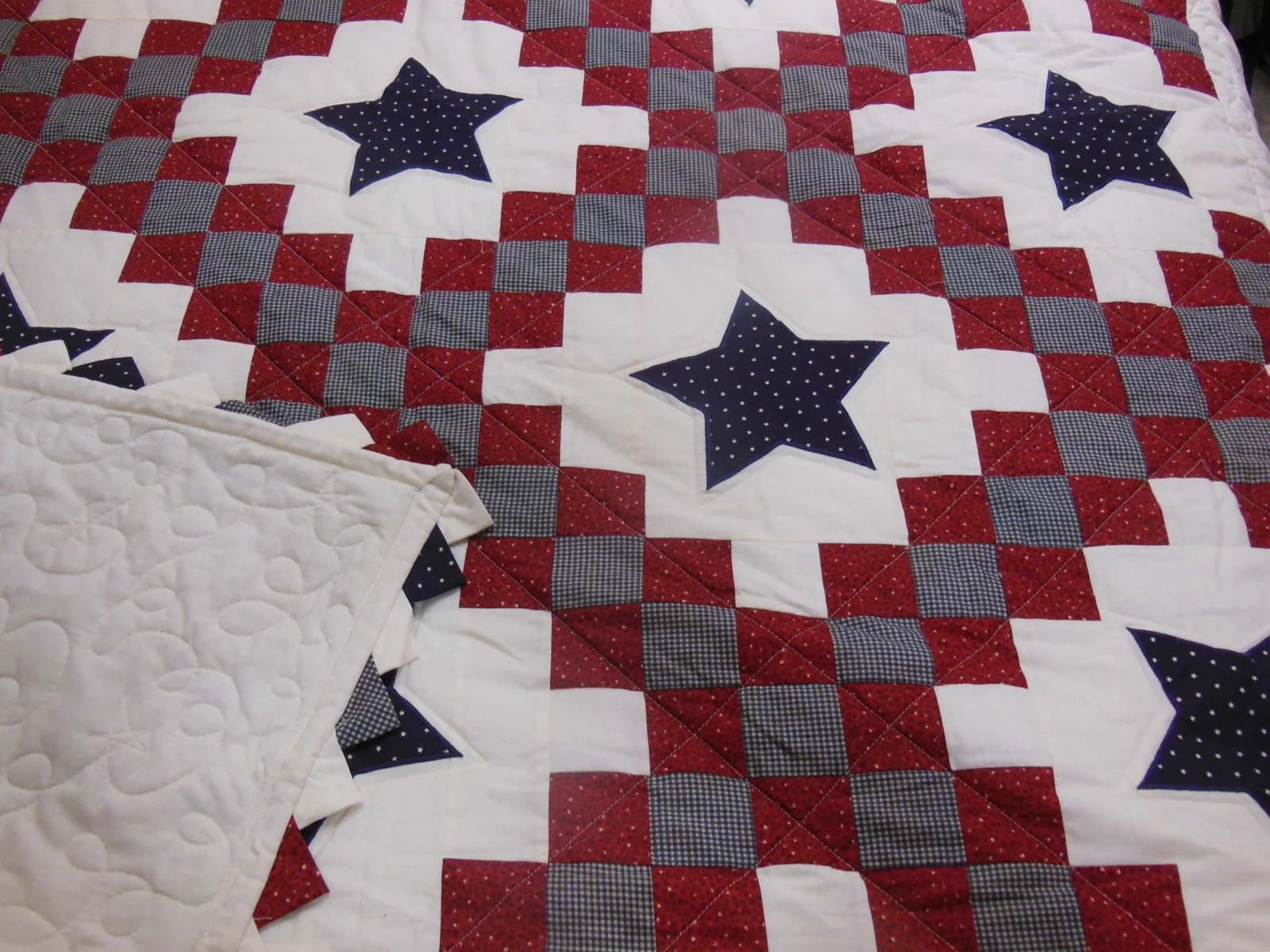My Stars Full Quilt Center.jpg