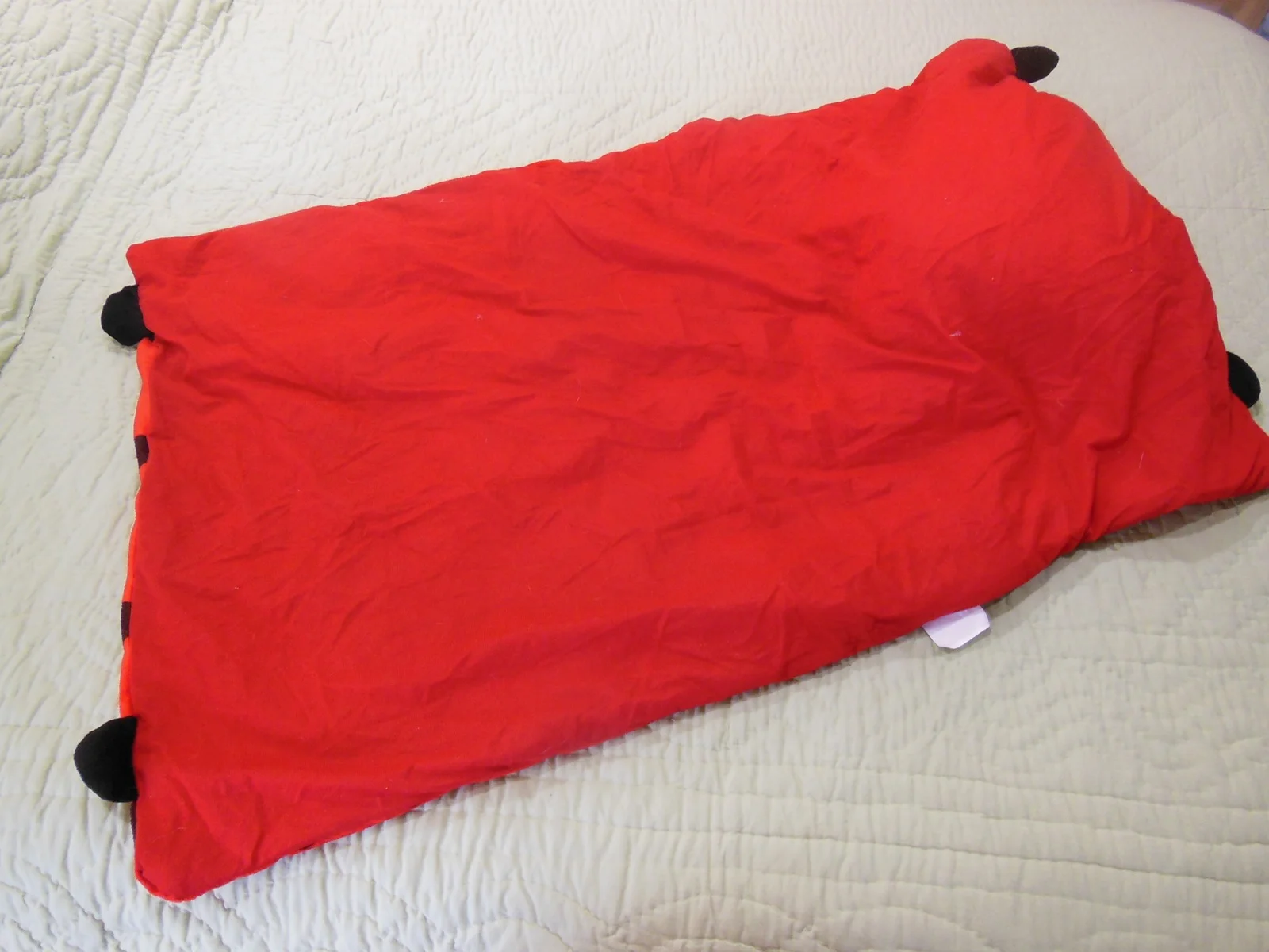 Ladybug Napping Quilt from Bluebird Gardens USA