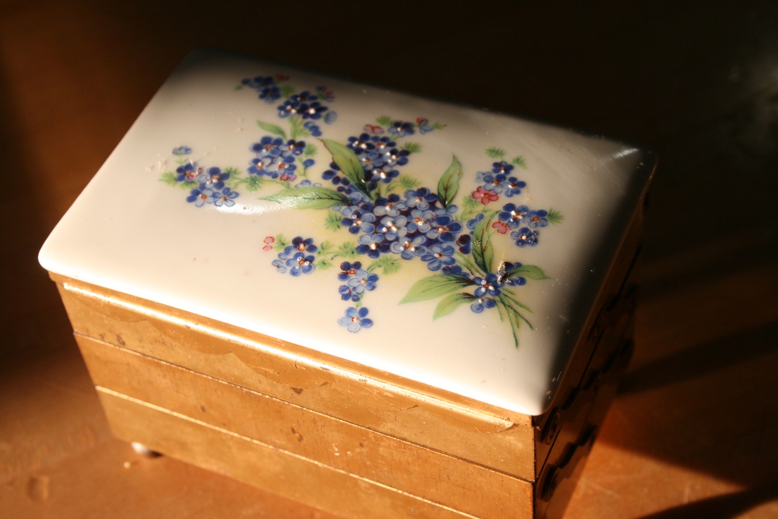 Vintage Ceramic Forget Me Not Trinket Box with Lid