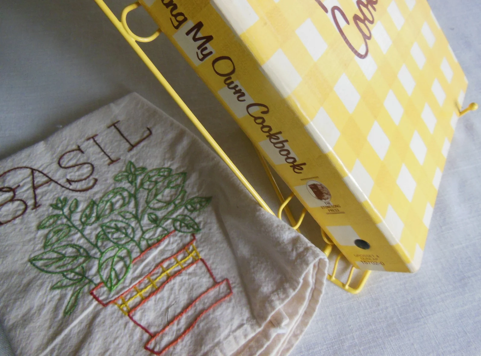 Write Your Own Cookbook from Bluebird Gardens US