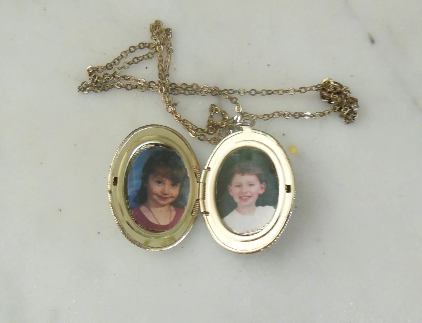 gold tone locket
