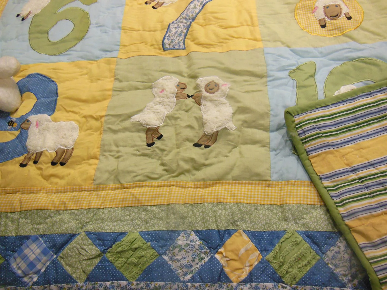 One Sheep Two Sheep Baby Quilt border.jpg