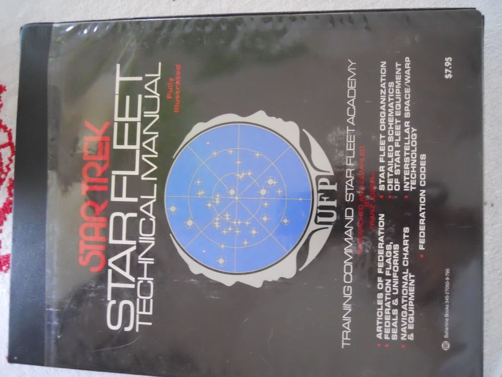 Star Trek Starfleet Technical Manual: Training Command Starfleet