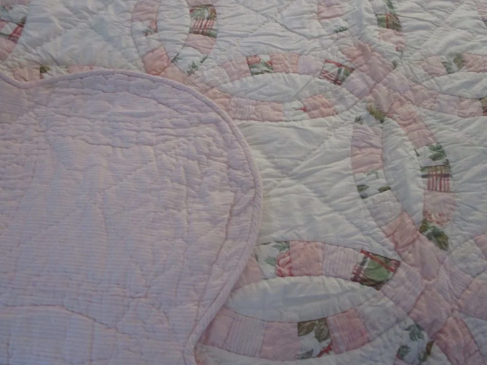 Pink Double Wedding Ring Queen Quilt back.jpg