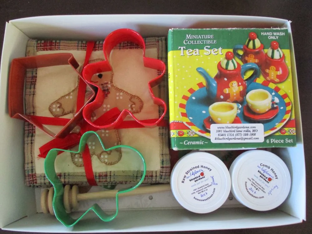 gingerbread honey sampler gift set