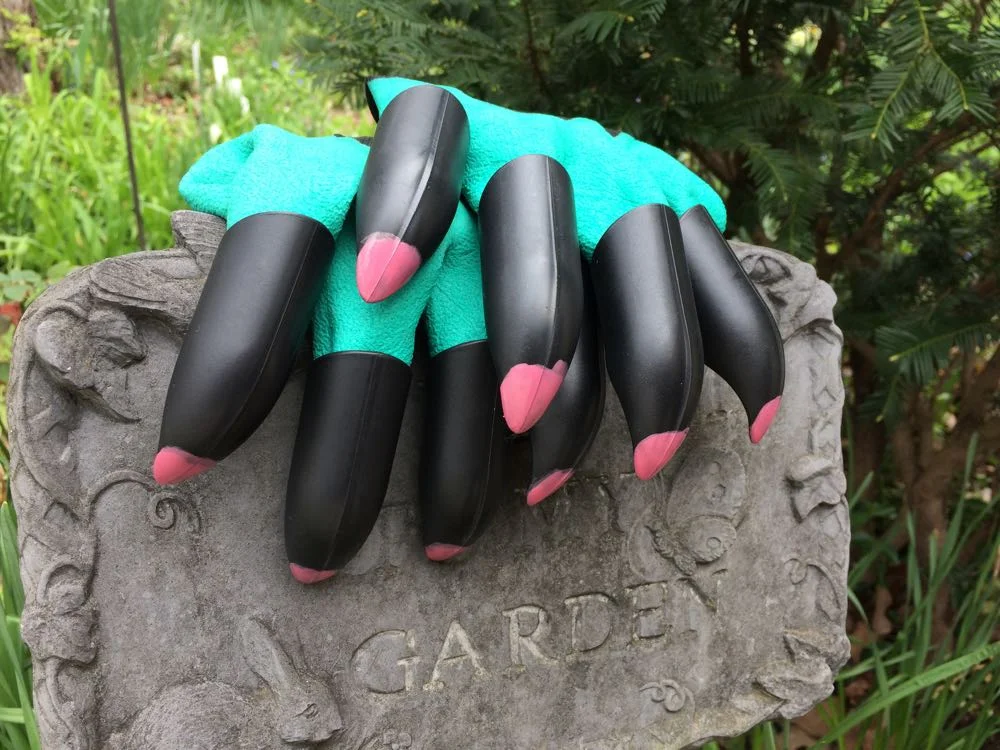 Garden Gloves with Claws polish.jpg
