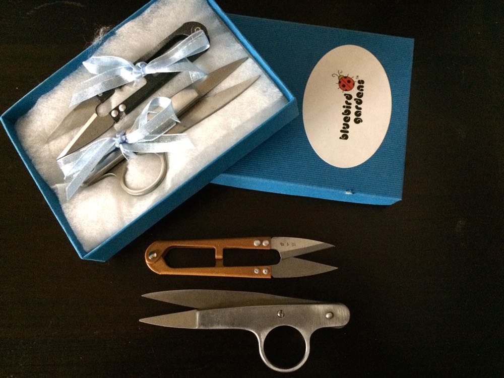 Thread Snip Gift Box.jpg