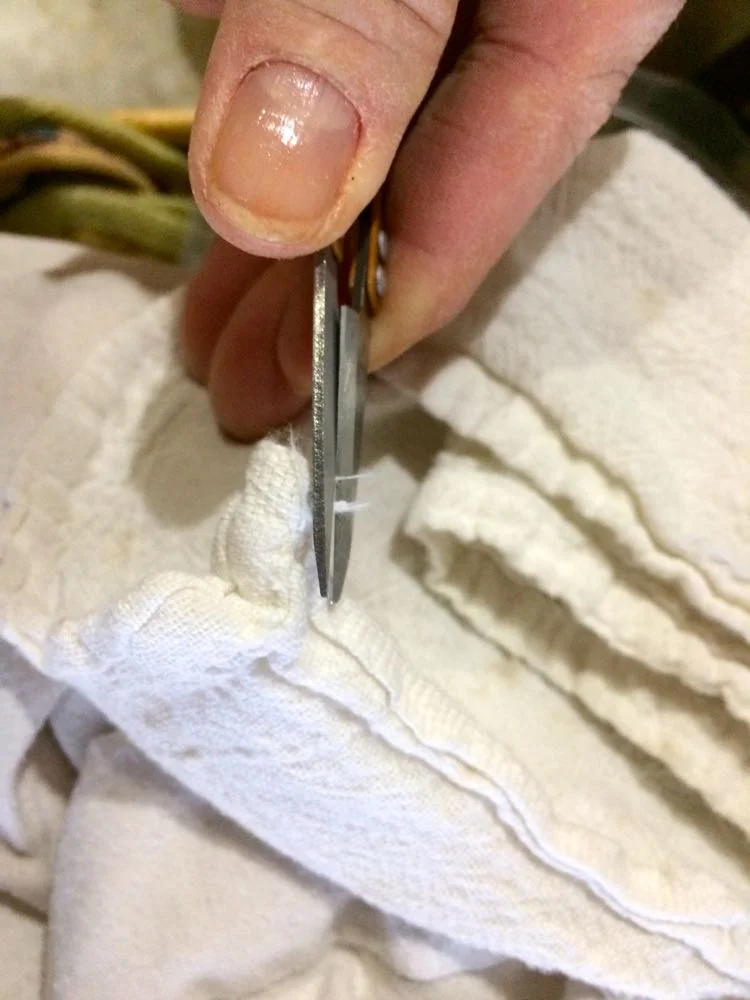 Thread snips thread.jpg