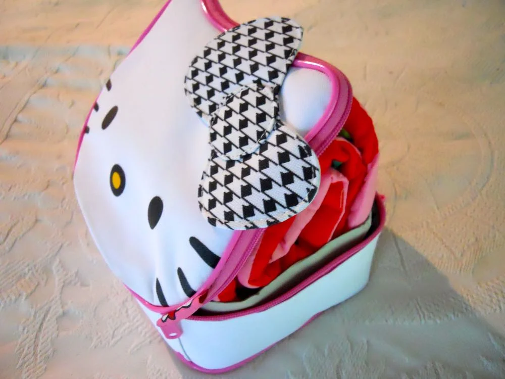 Hello Kitty Baby Crib quilt gift set bag.jpg