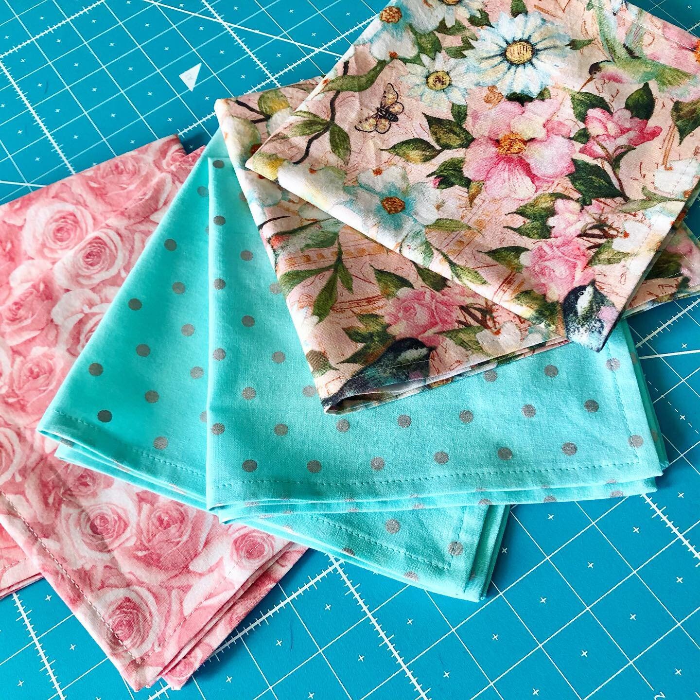 Spring napkins for tomorrow&rsquo;s Easter brunch feast! Want to make your own? Ask me about sewing classes coming soon. #sewinglove #sewingclasses #sewinglessons #learntosew #instasewing #isew #easterdecor #springsewing #sewfun