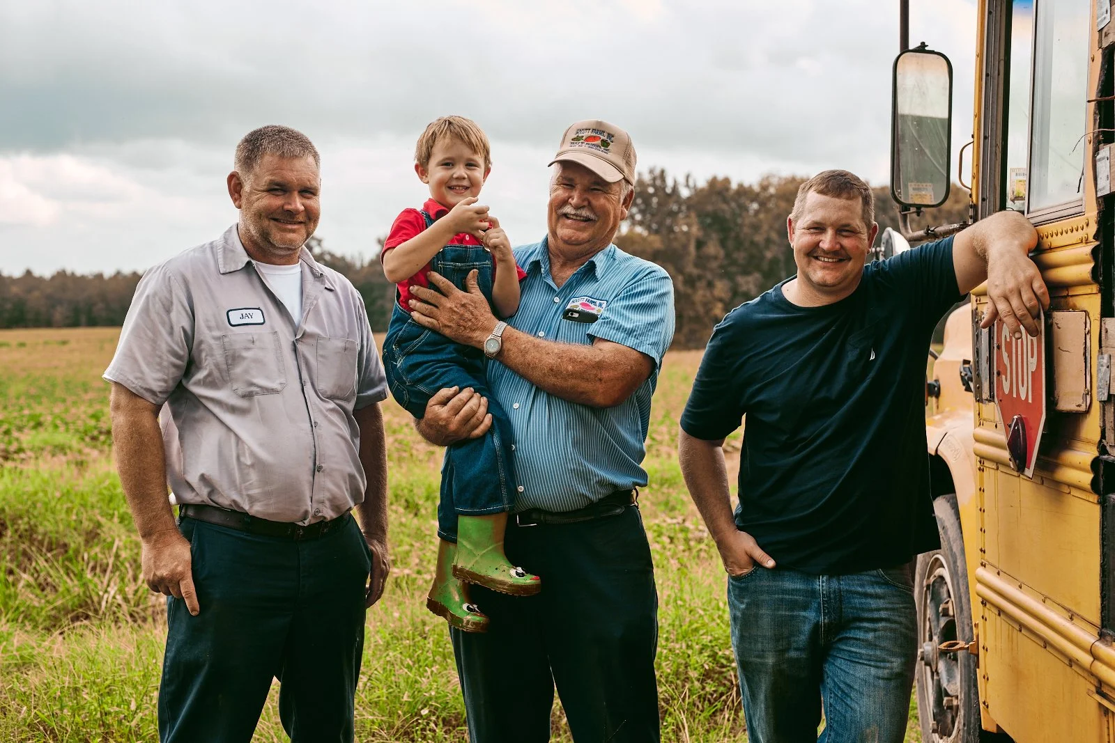 Kashi_Mike_S4_FAMILY_FIELD_123.jpg