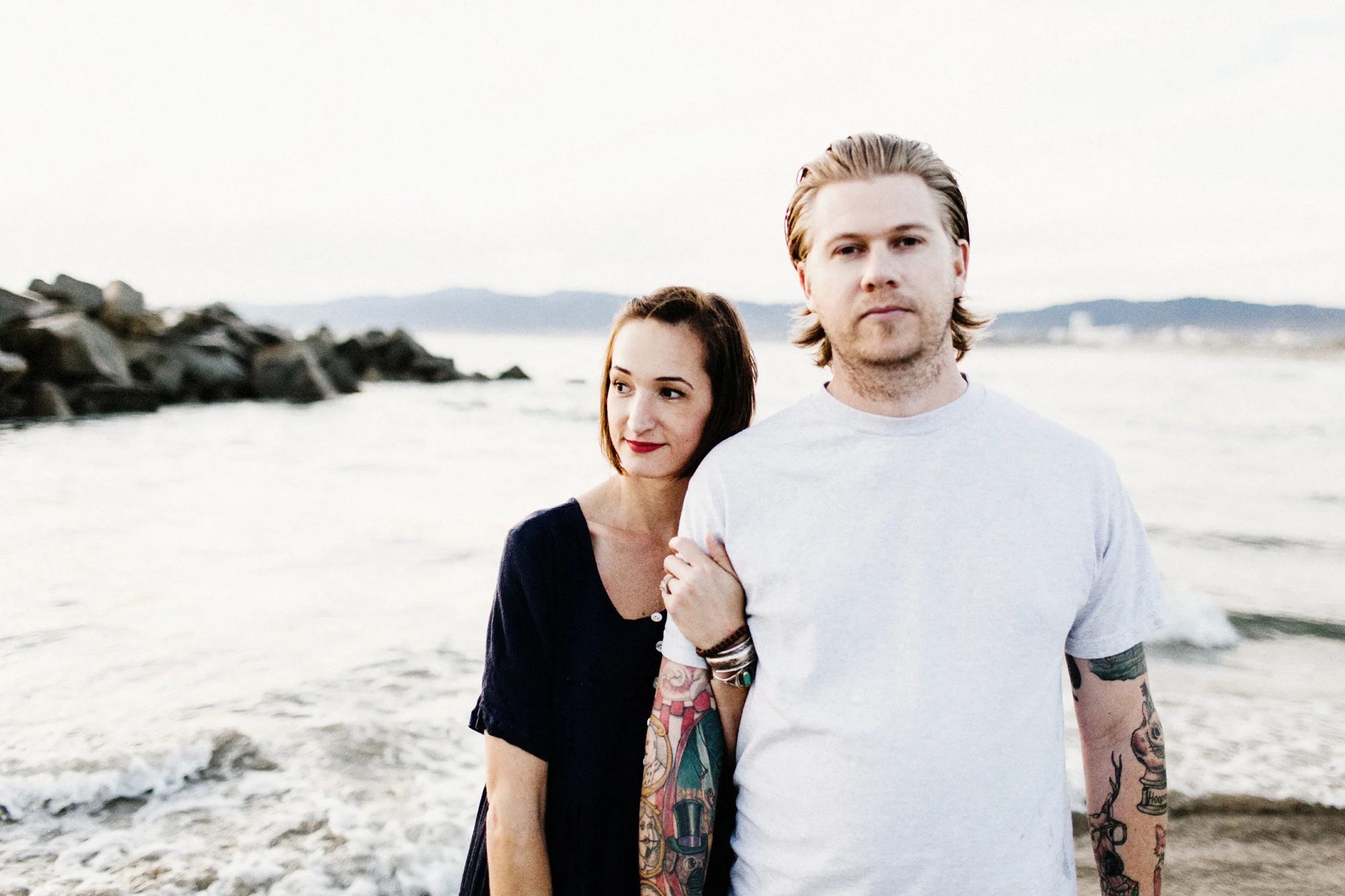 013-couple-in-venice-beach.jpg