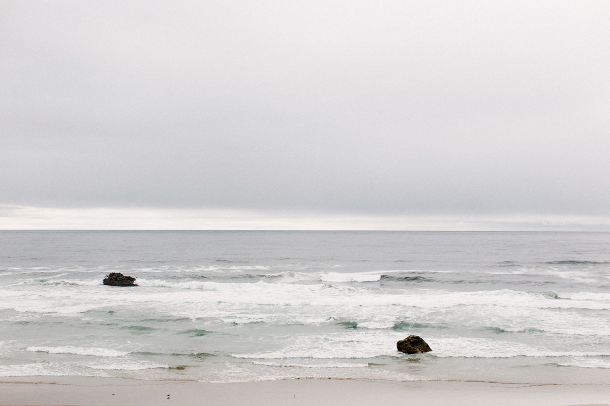 hug point elopement