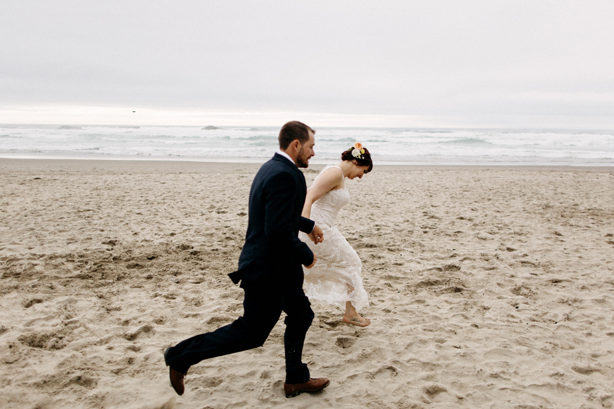 hug point oregon elopement