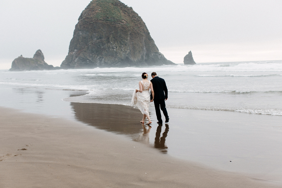 canon beach elopement