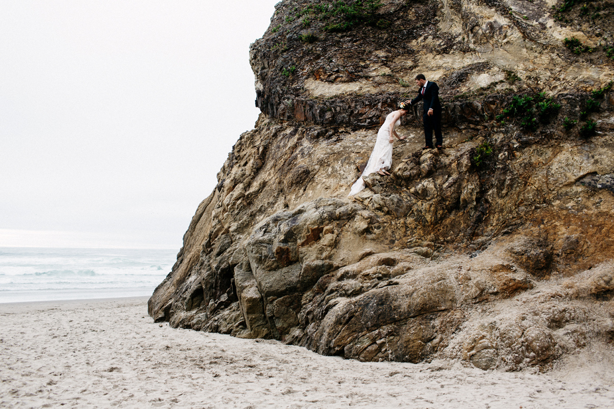 hug point oregon elopement