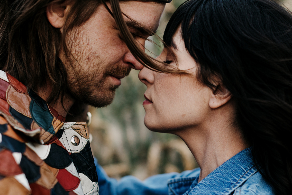 desert engagement session, bohemian couple, portrait, southwest,