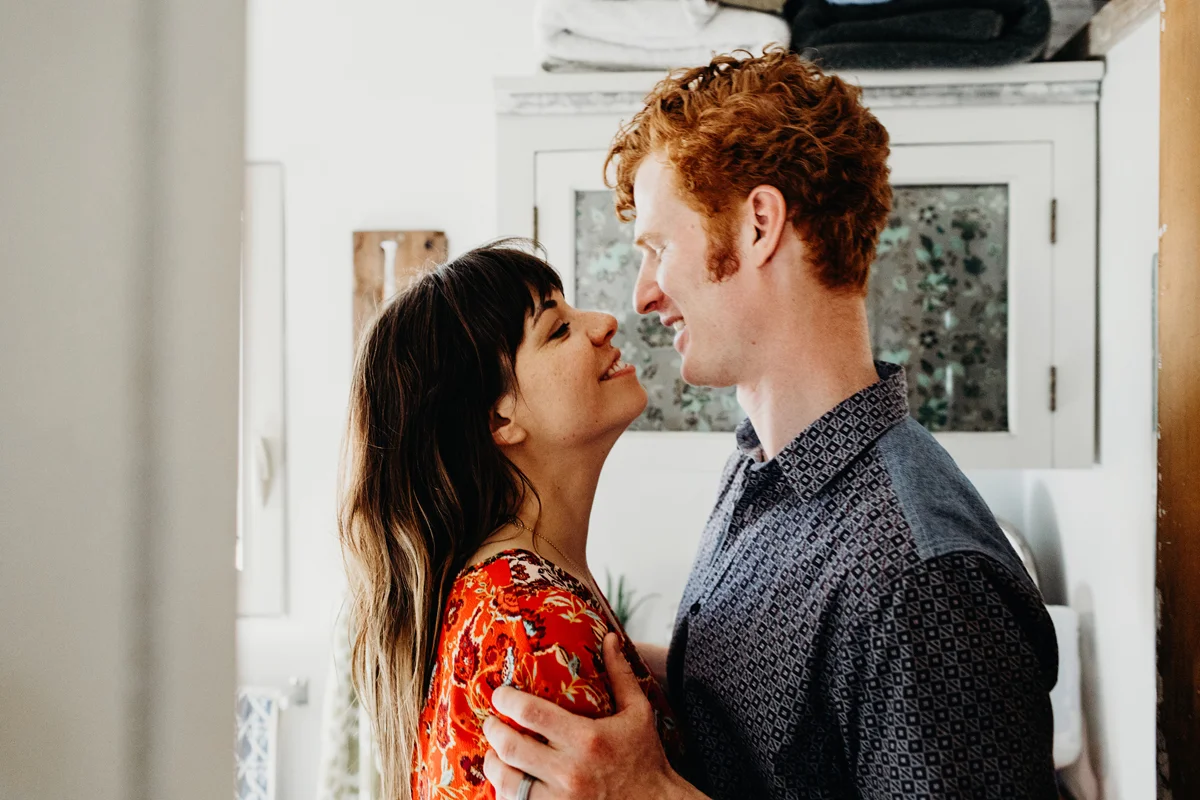 lifestly portraits, destination photographer, lovers, home portr
