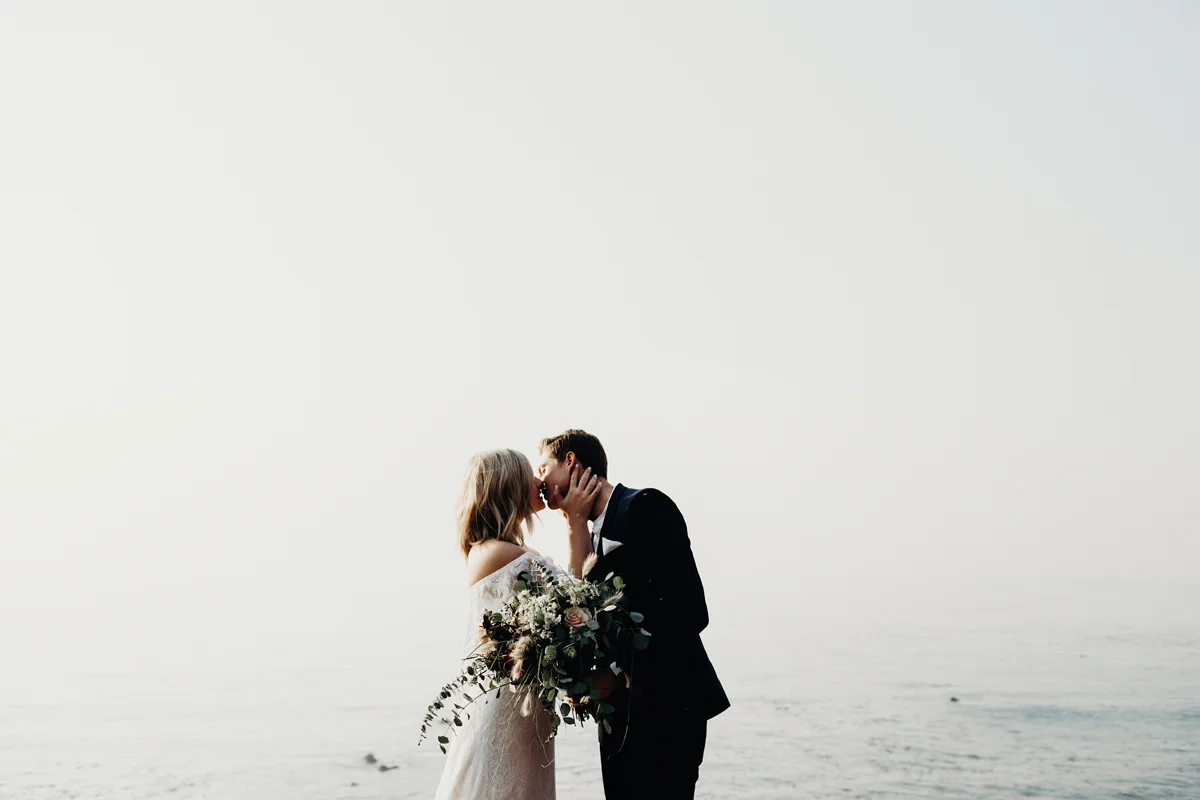 big sur. big sur elopement, intimate wedding, cliff side, califo