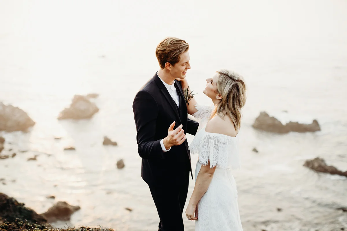big sur. big sur elopement, intimate wedding, cliff side, califo