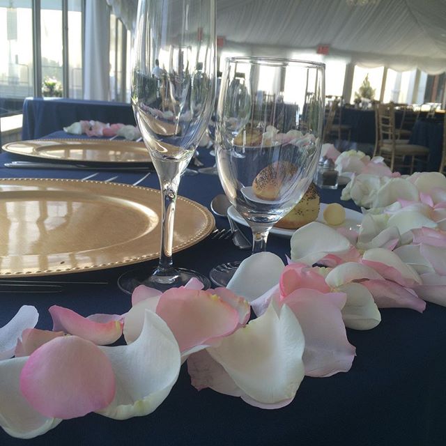 Evelisa Floral & Design: Sweetheart Table closeup