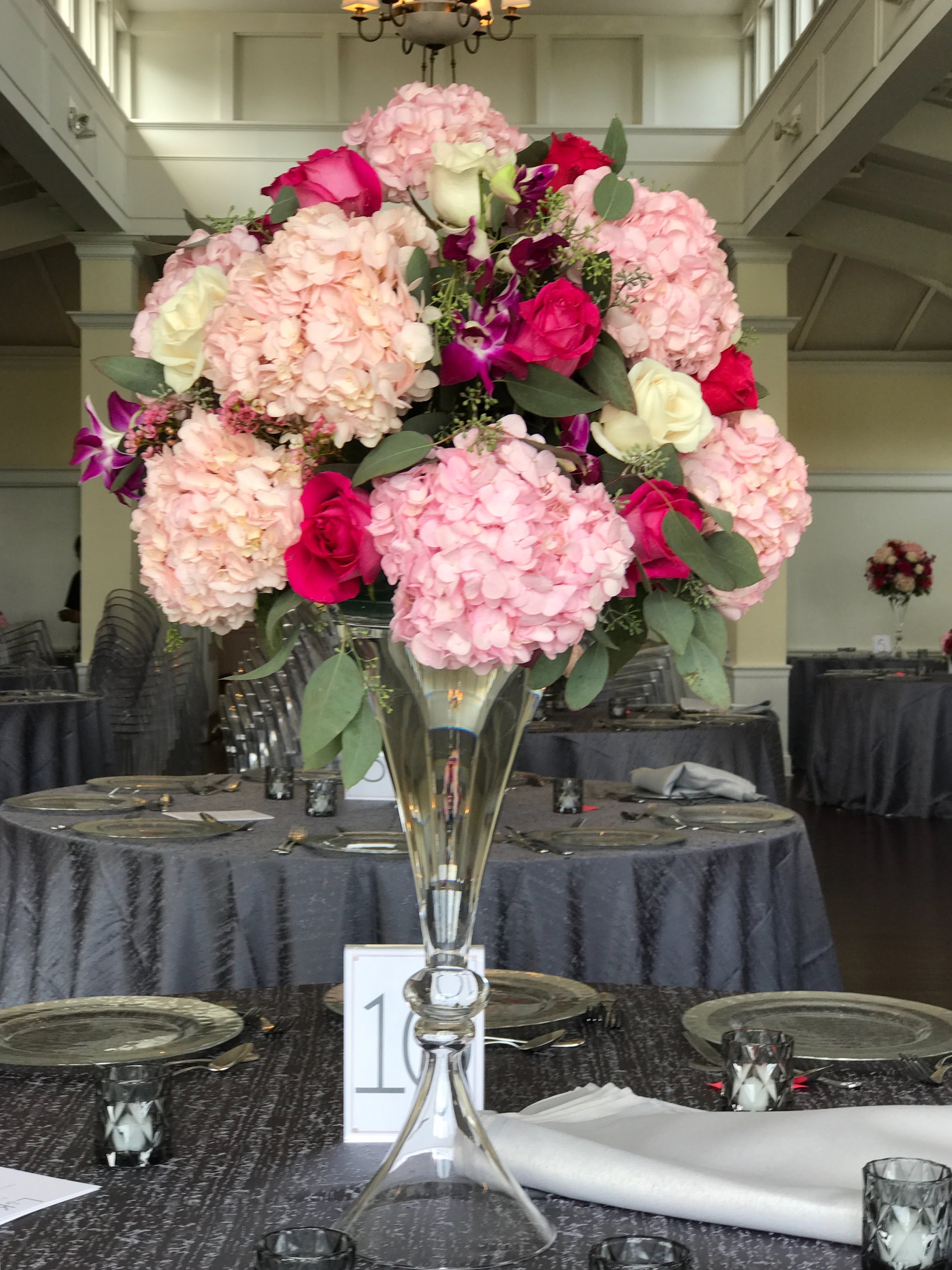 Evelisa Floral & Design: tall arrangment