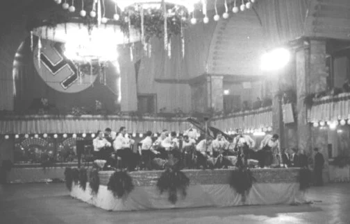 One of the last concerts the band gave at the Scala Theatre in Berlin.