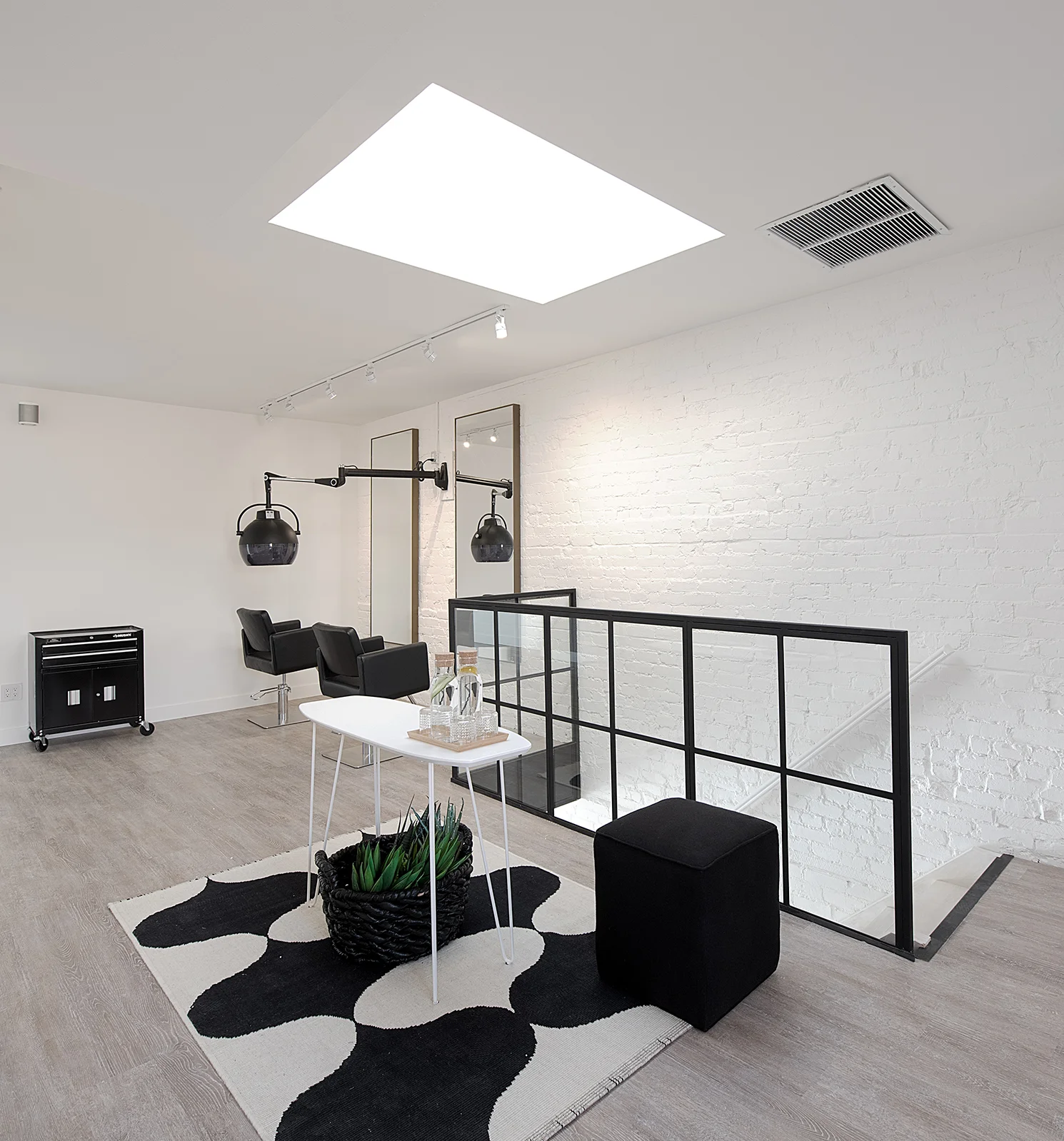 Upstairs_3.jpg