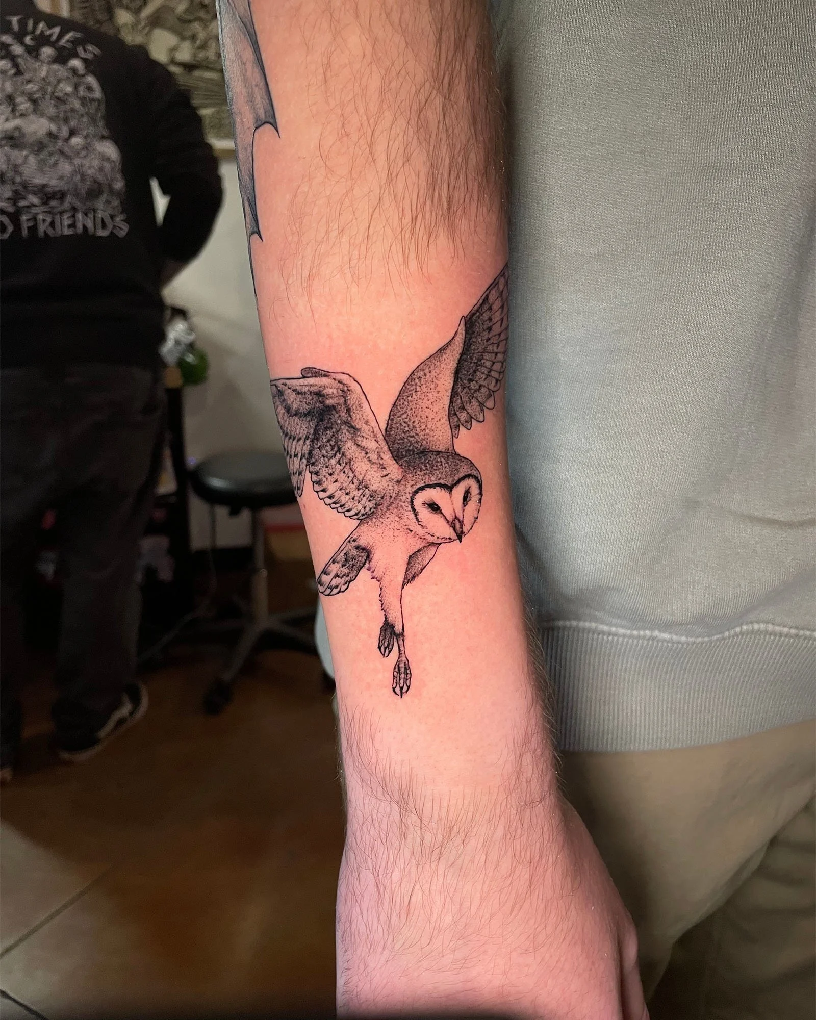 zach-long-black-grey-fine-line-owl-tattoo-daphne-alabama.jpg