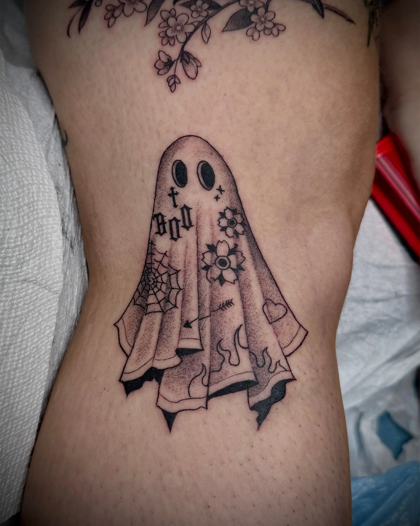  aj-rockwell-illustrative-fine-line-black-grey-ghost-tattoo-daphne-alabama.jpg