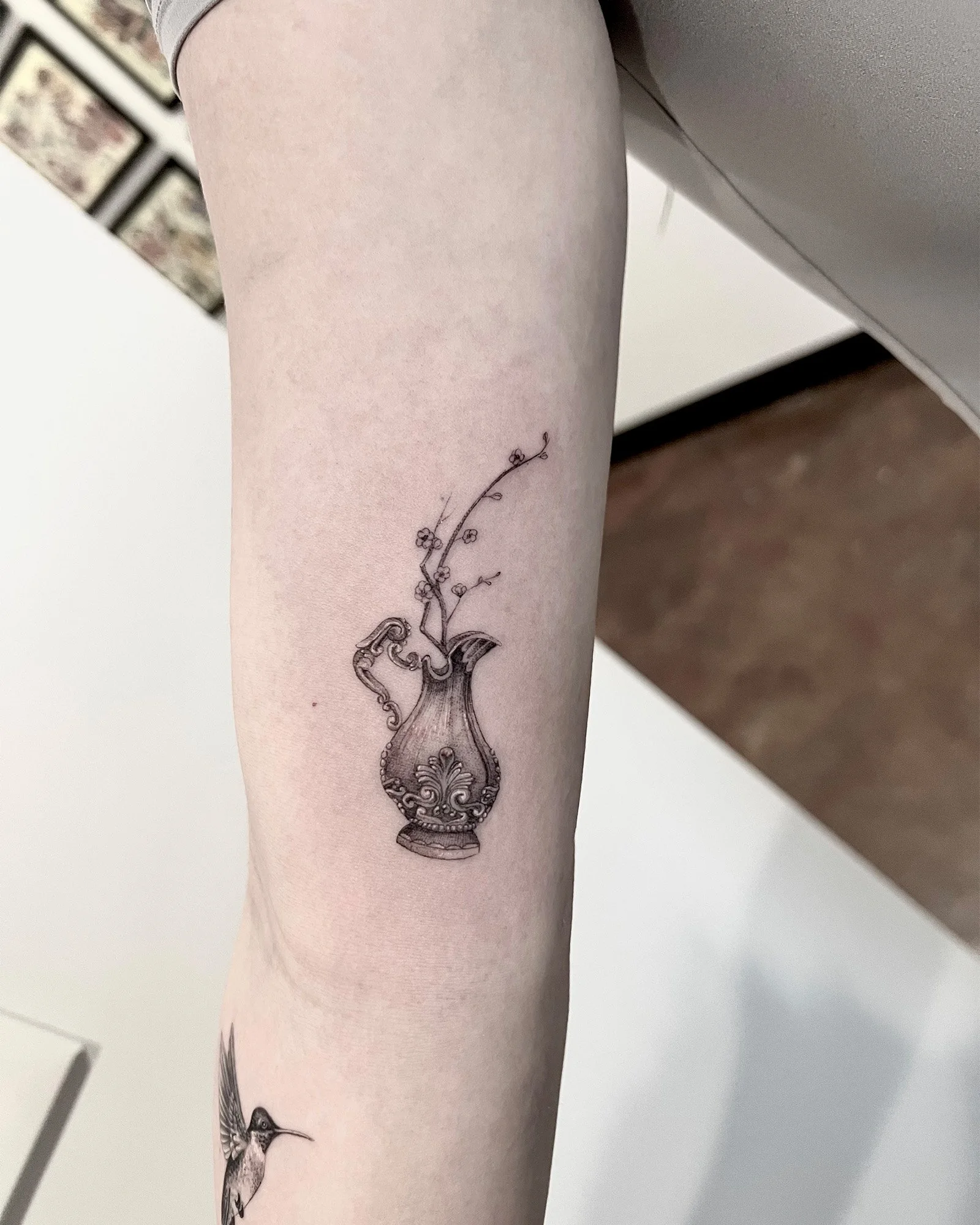 maddie-stanaland-black-grey-fine-line-microrealism-tattoo-daphne-alabama.jpg