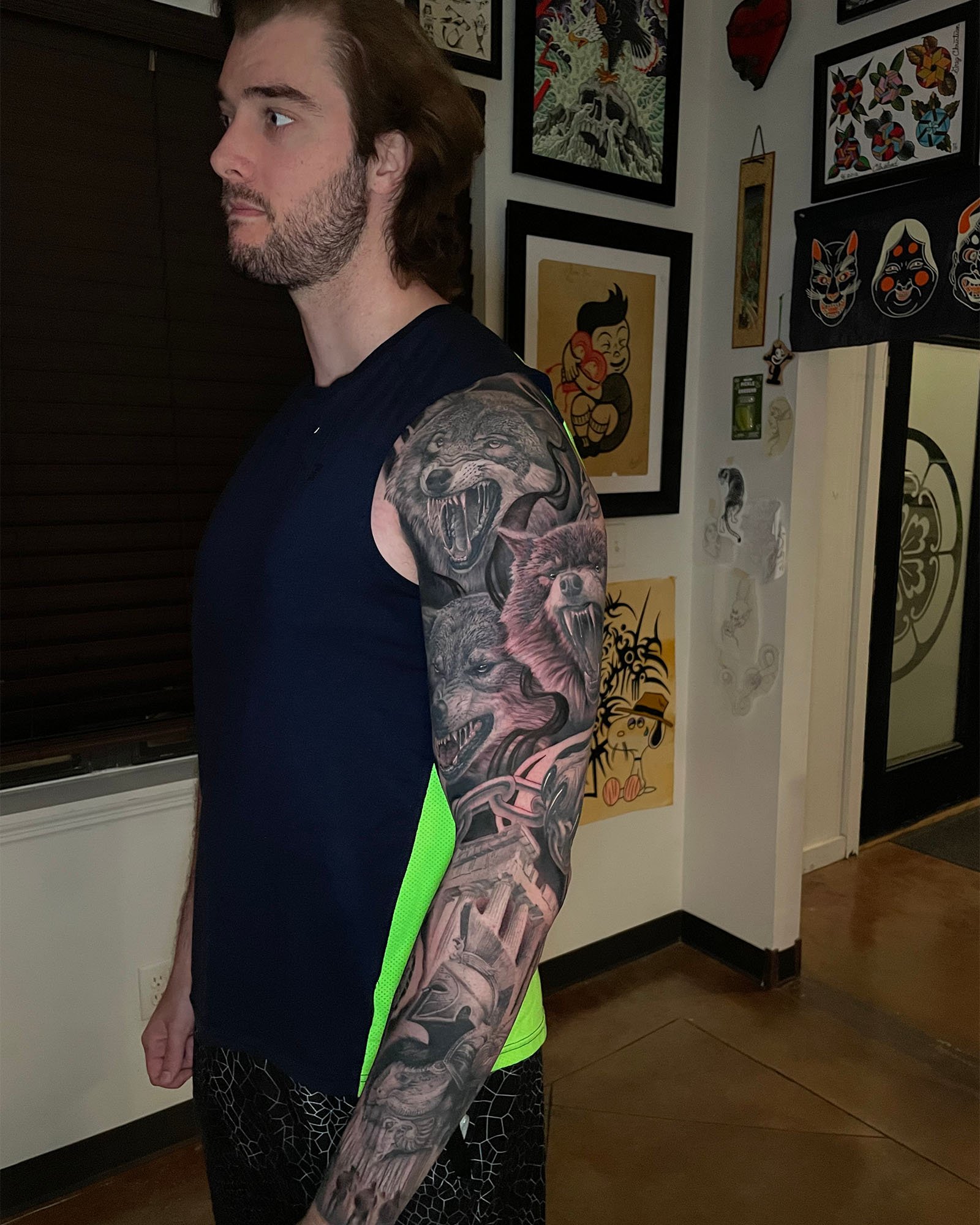 zach-long-black-grey-large-scale-realistic-wolf-tattoo-daphne-alabama.jpg