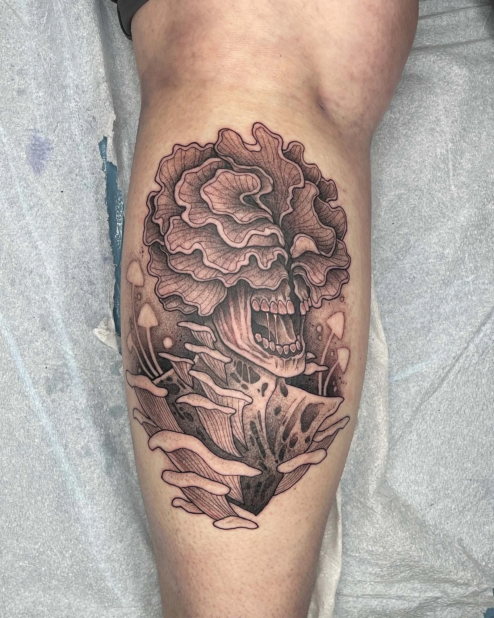  aj-rockwell-illustrative-black-grey-last-of-us-tattoo-daphne-alabama.jpg