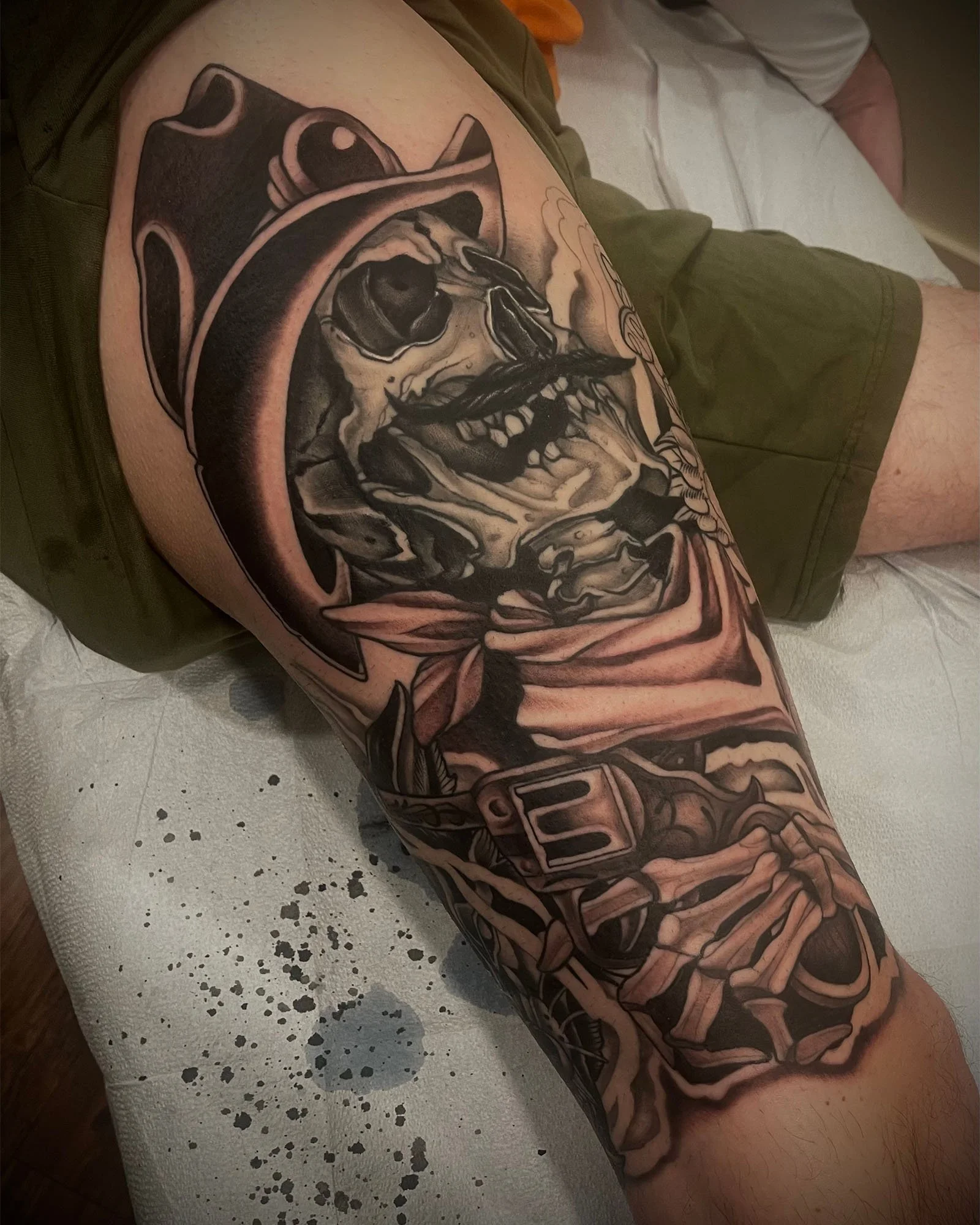 josey-yonge-illustrative-black-grey-skeleton-tattoo-daphne-alabama.jpg