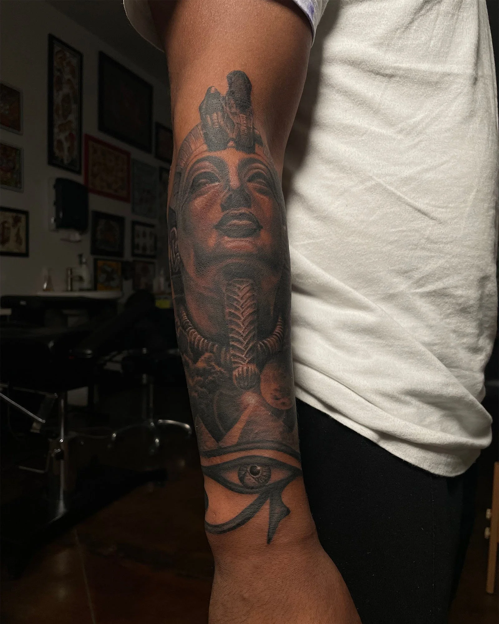 zach-long-black-grey-egyptian-tattoo-daphne-alabama.jpg