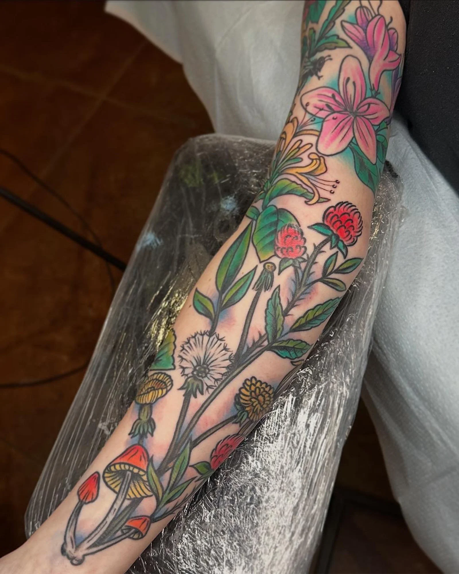 pat-duval-american-traditional-large-scale-floral-tattoo-daphne-alabama.jpg