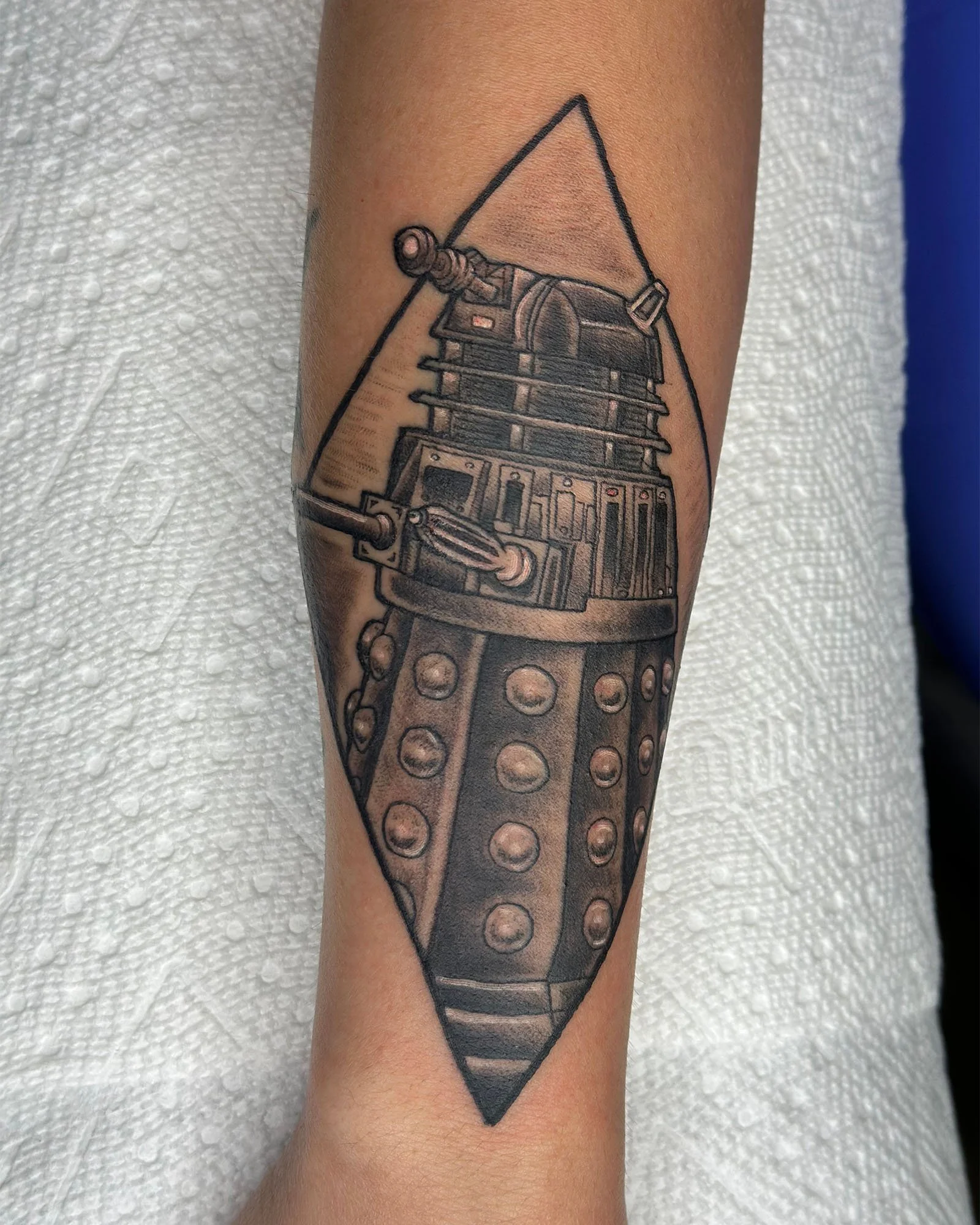 rob-green-black-grey-dr-who-tattoo-daphne-alabama.jpg