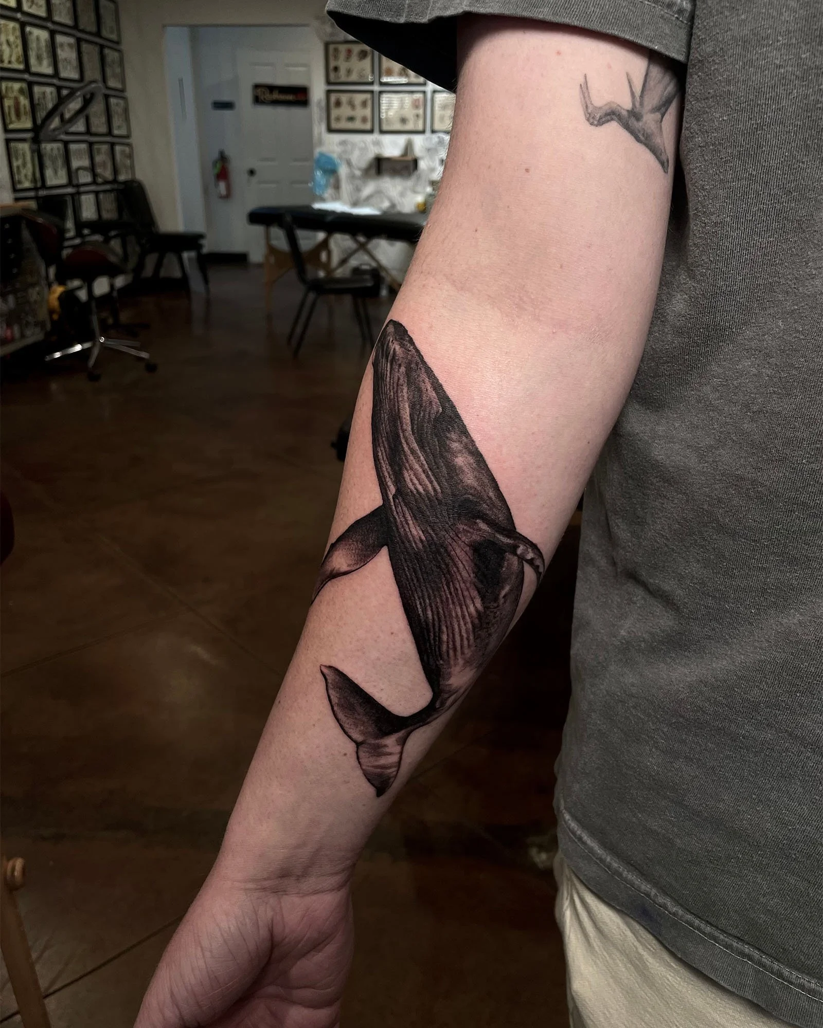 zach-long-black-grey-realism-whale-tattoo-daphne-alabama.jpg