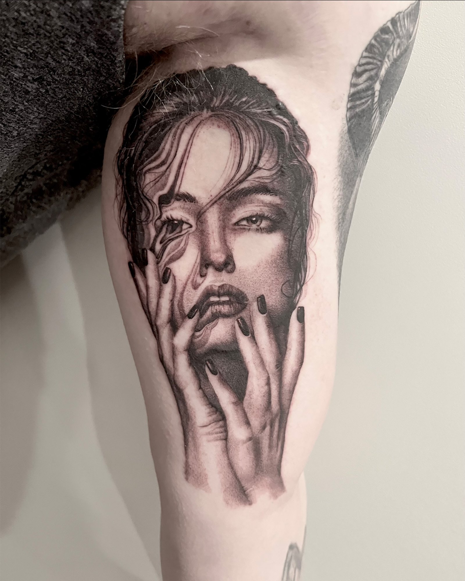 maddie-stanaland-black-grey-photo-realistic-female-portrait-tattoo-daphne-alabama.jpg