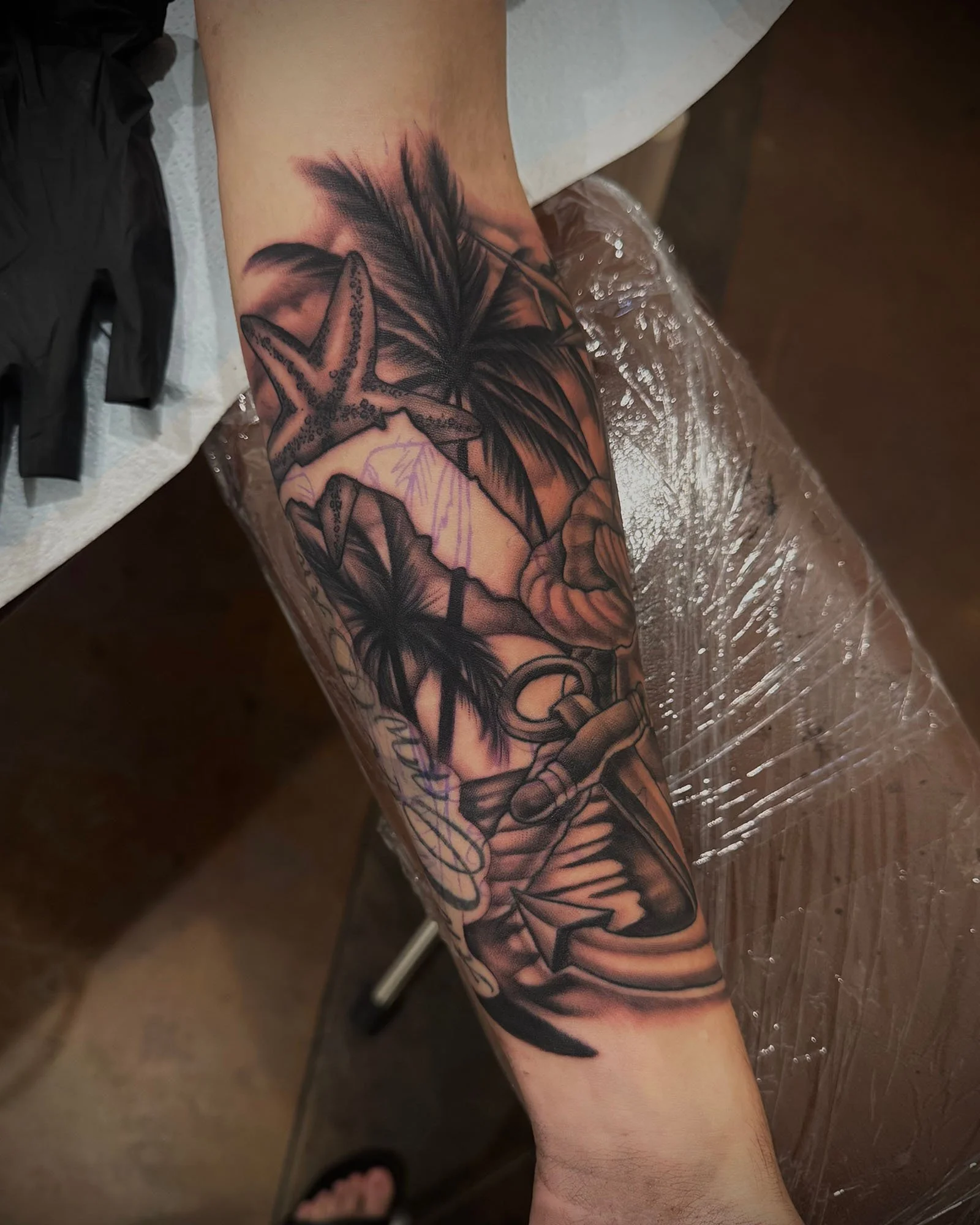 josey-yonge-illustrative-black-grey-nautical-beach-tattoo-daphne-alabama.jpg