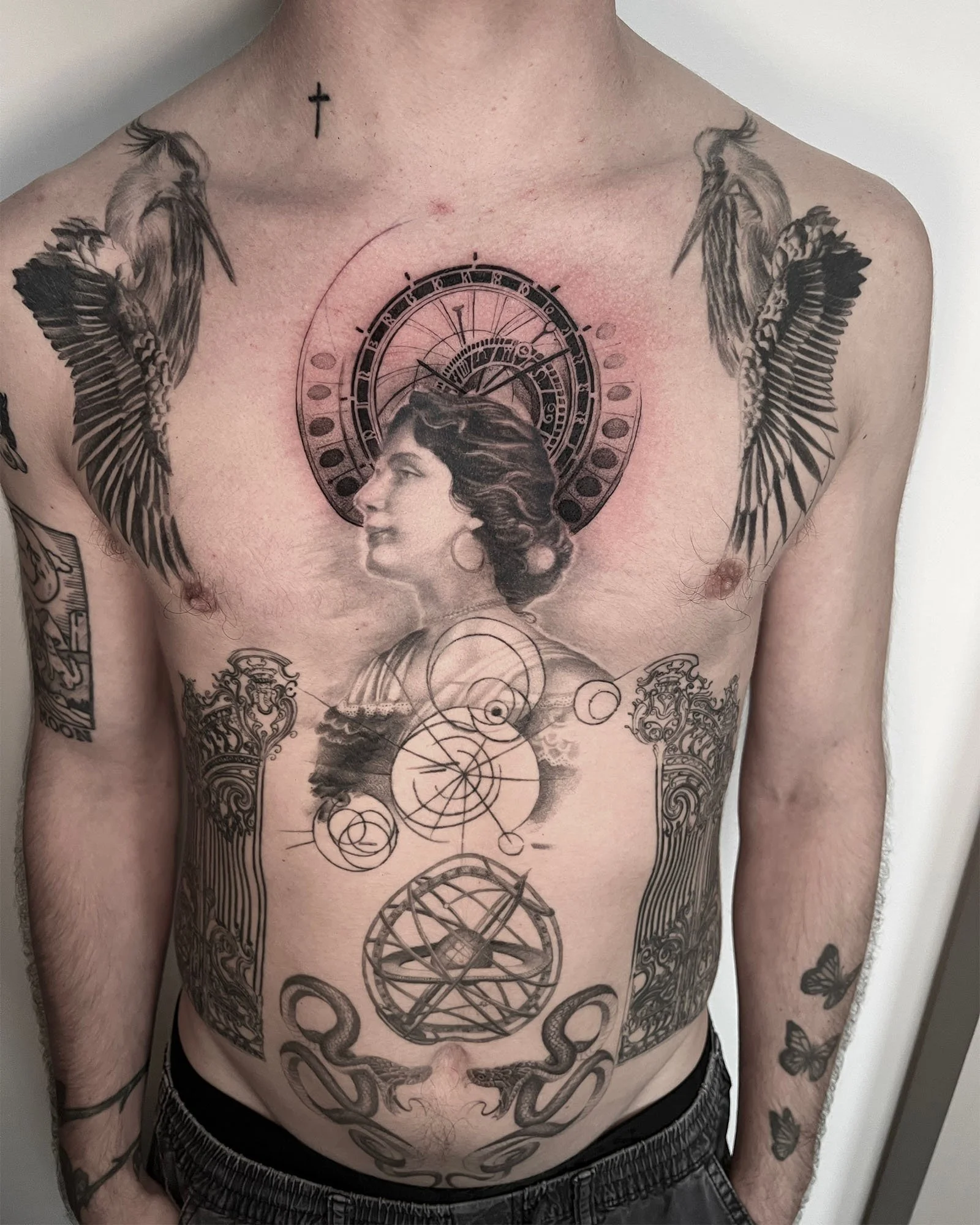 maddie-stanaland-black-grey-large-scale-modern-graphics-torso-tattoo-daphne-alabama.jpg