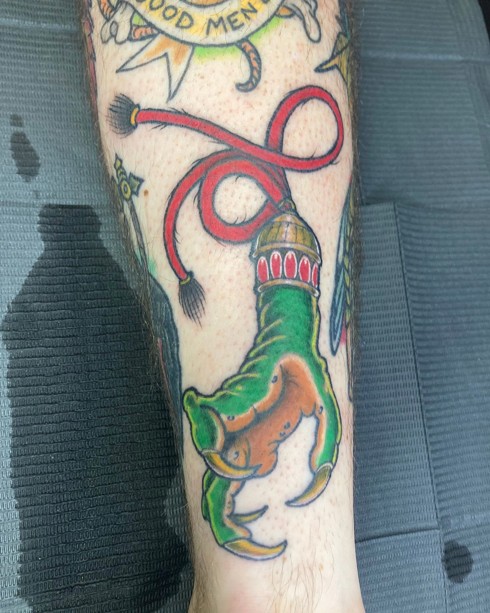 rob-green-japanese-traditional-dragon-claw-tattoo-daphne-alabama.jpg