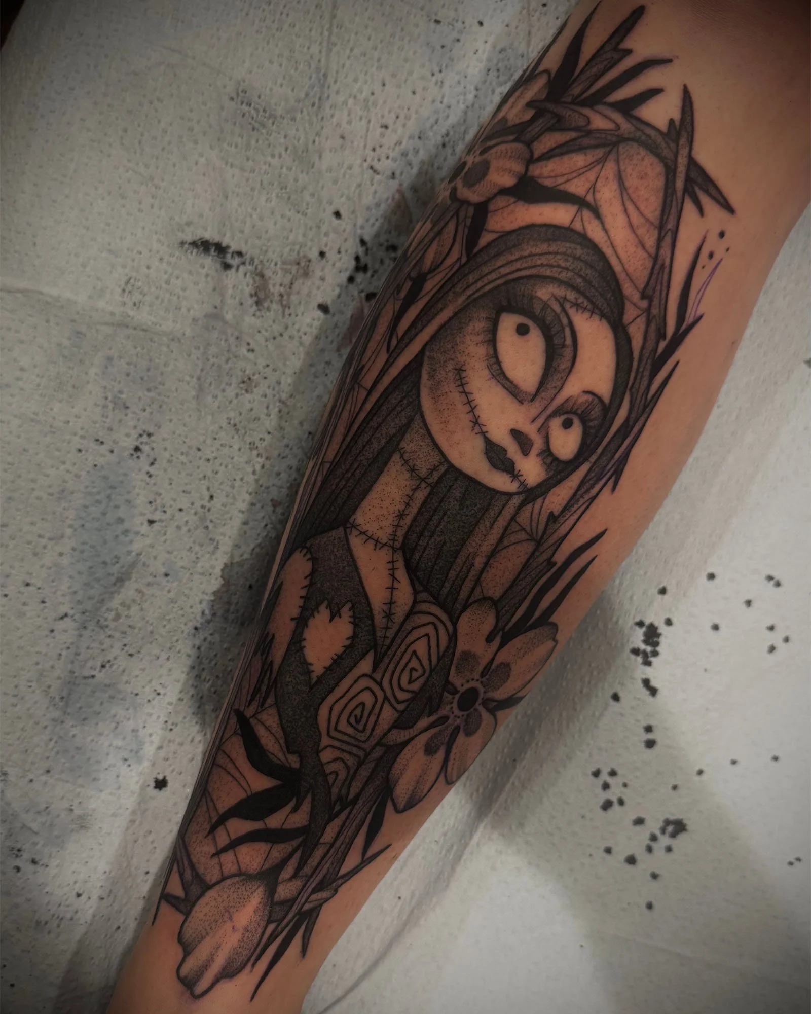 josey-yonge-black-grey-anime-inspired-leg-sleeve-tattoo-daphne-alabama.jpg