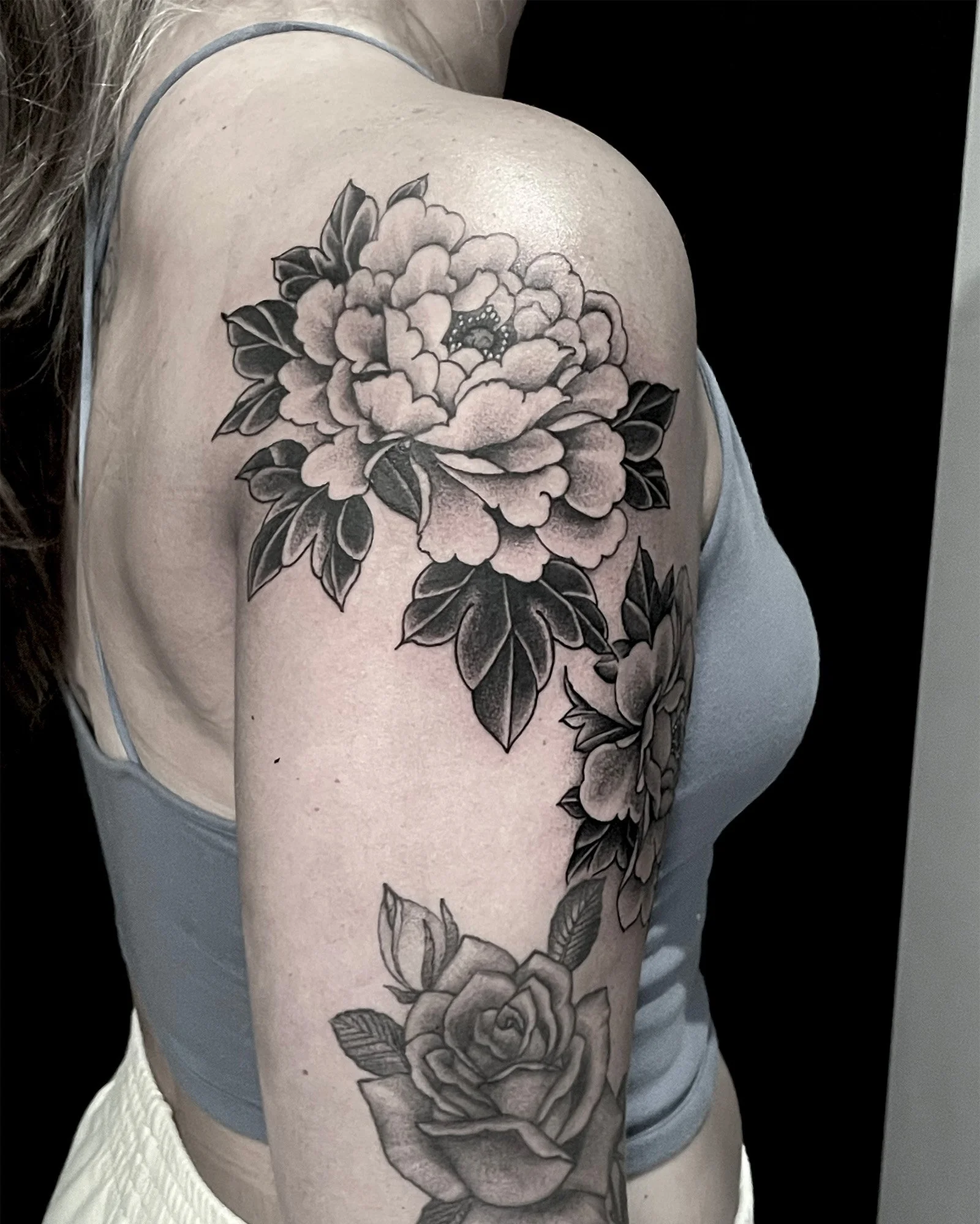peter-anderson-black-grey-peony-arm-tattoo-daphne-alabama.jpg