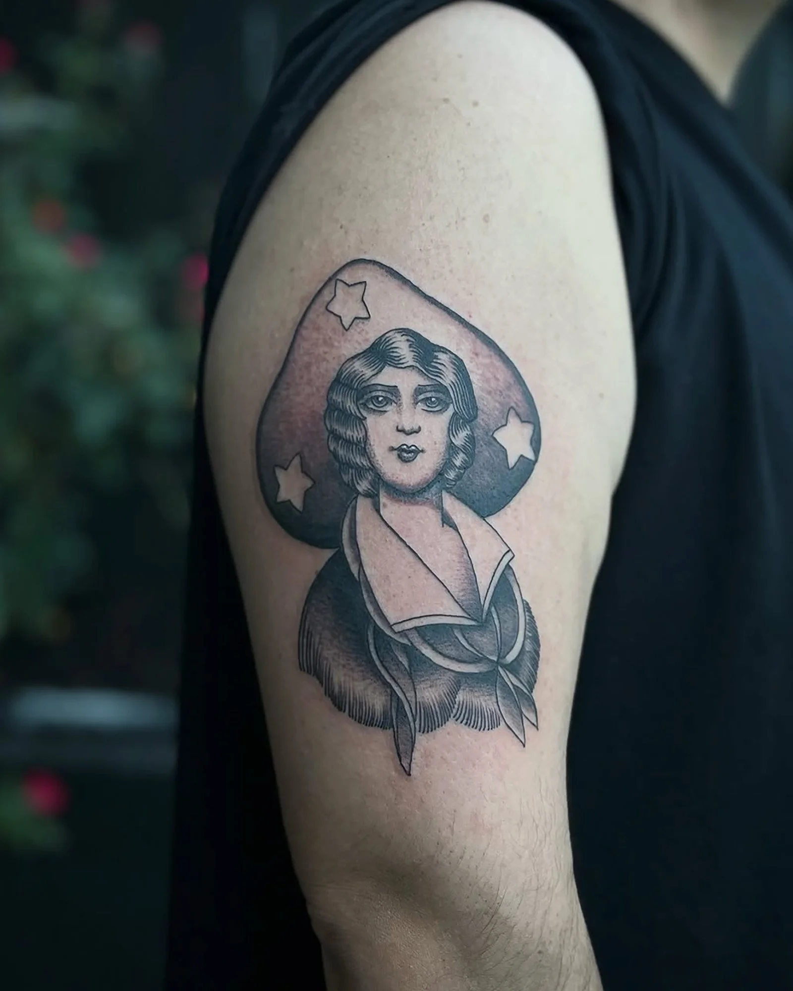 peter-anderson-black-grey-cowgirl-arm-tattoo-daphne-alabama.jpg