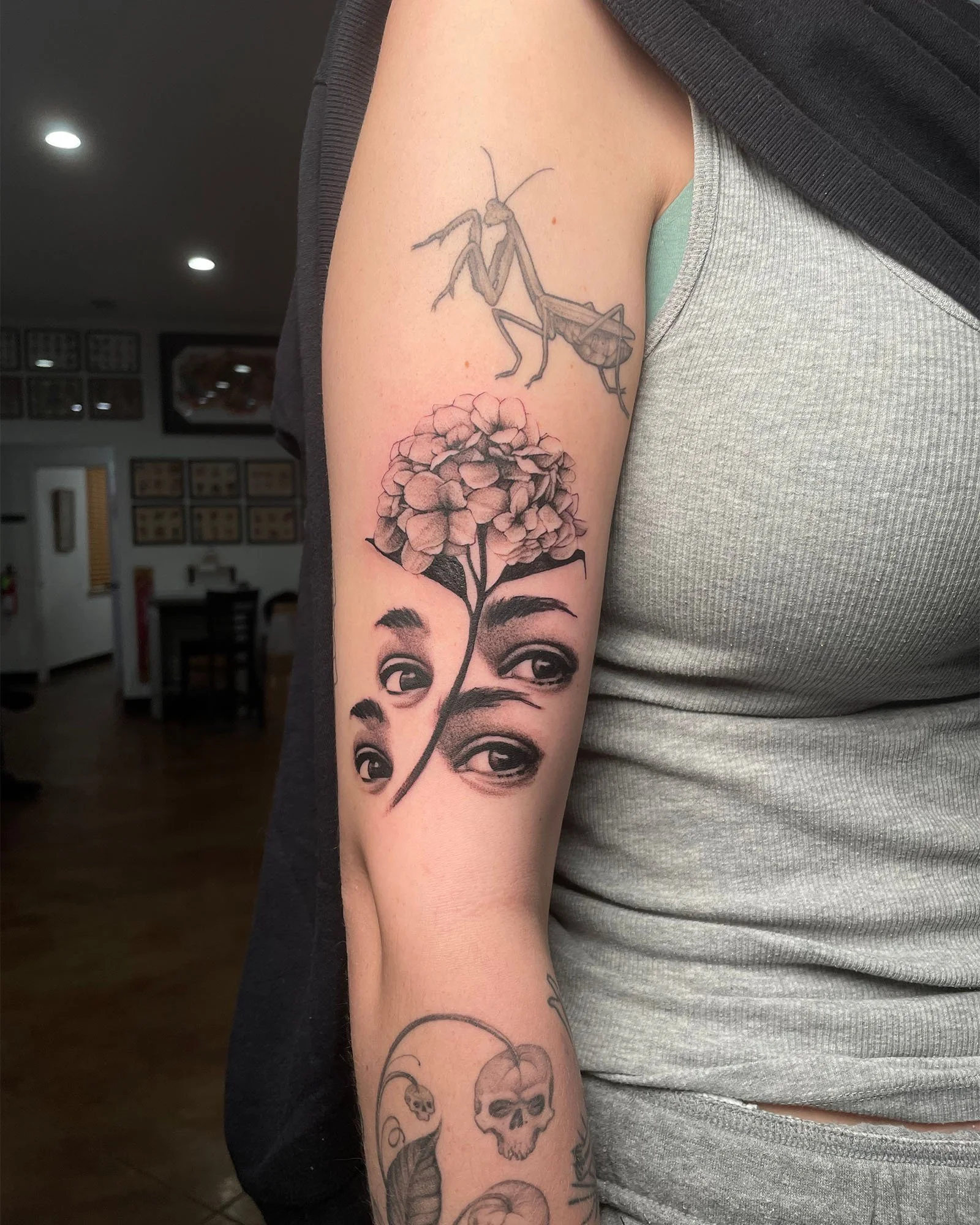 zach—long-black-grey-abstract-realism-tattoo-daphne-alabama.jpg