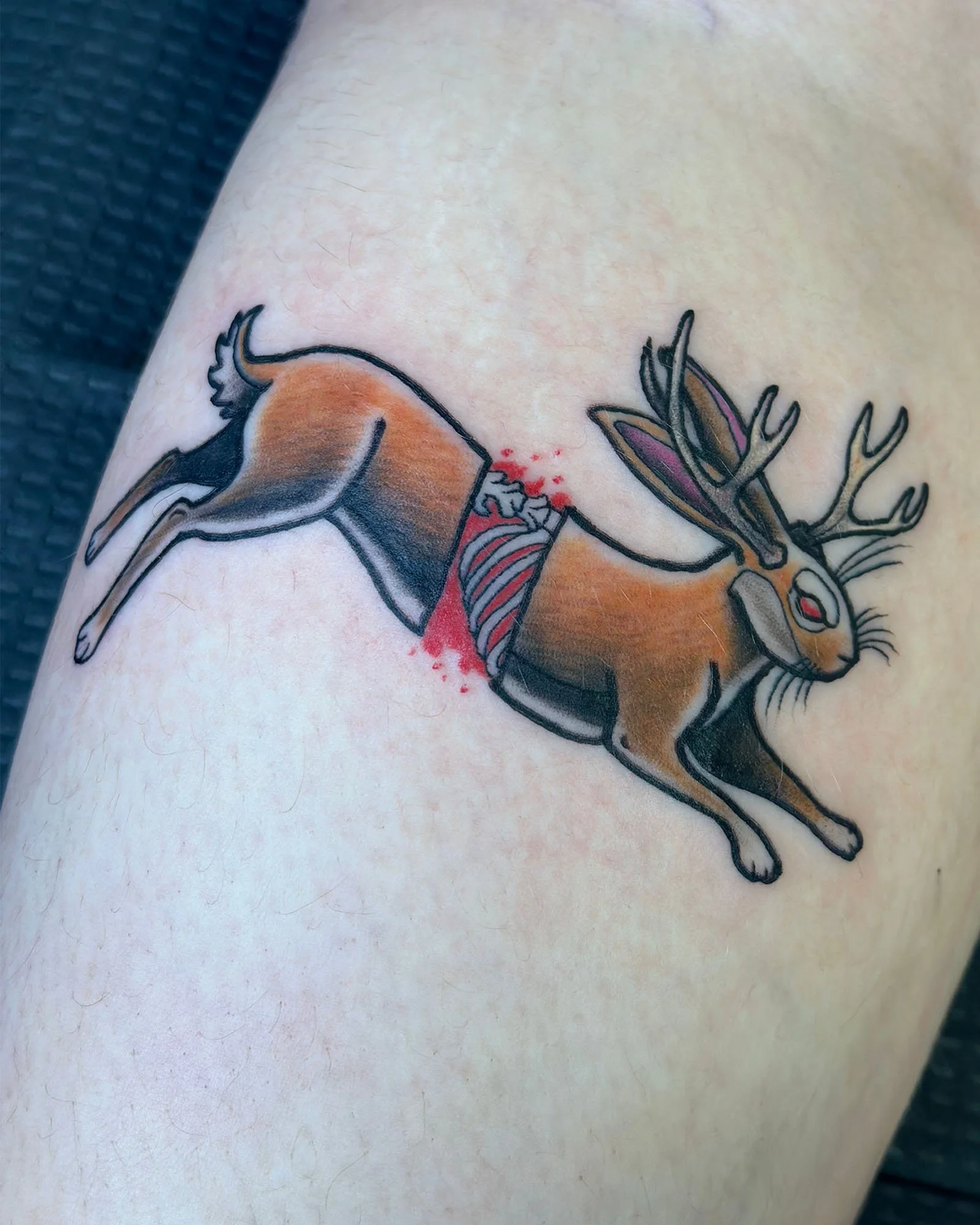 rob-green-american-traditional-jakalope-tattoo-daphne-alabama.jpg